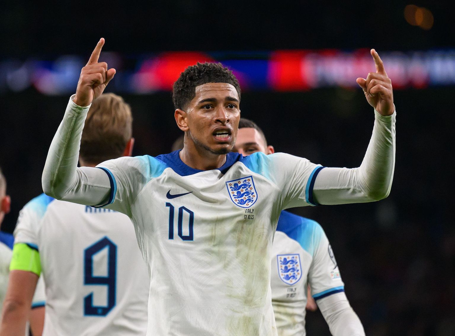Saturday's Best Football Betting Picks