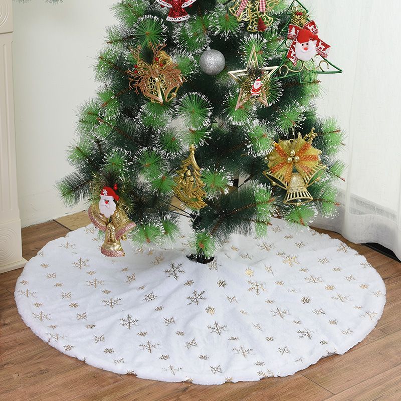 Family Christmas Tree Skirt