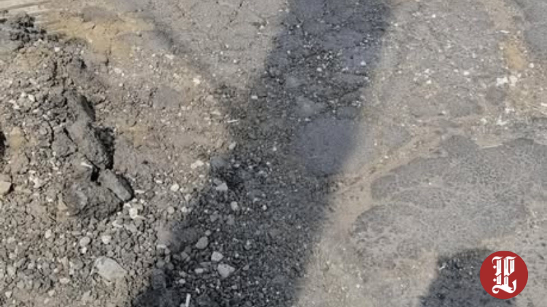 Durak Mahallesi Yolları Alarm Veriyor