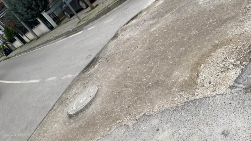 8 Kasım Mahallesi’nde Yol Tepkisi: “3 Aydır Bu Halde”