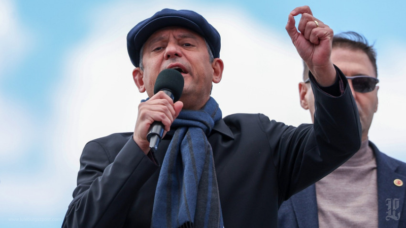 Yarın bir maça çıkıyoruz, hakem rakip takımın formasını giymiş