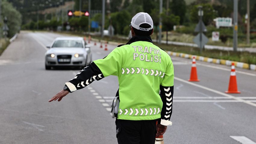 İçişleri Bakanı: "Bayramda tuzaklama radar denetimi yapılmayacak"
