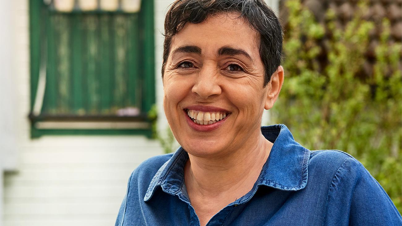 Aicha slår et slag for grønnsaker i sommer