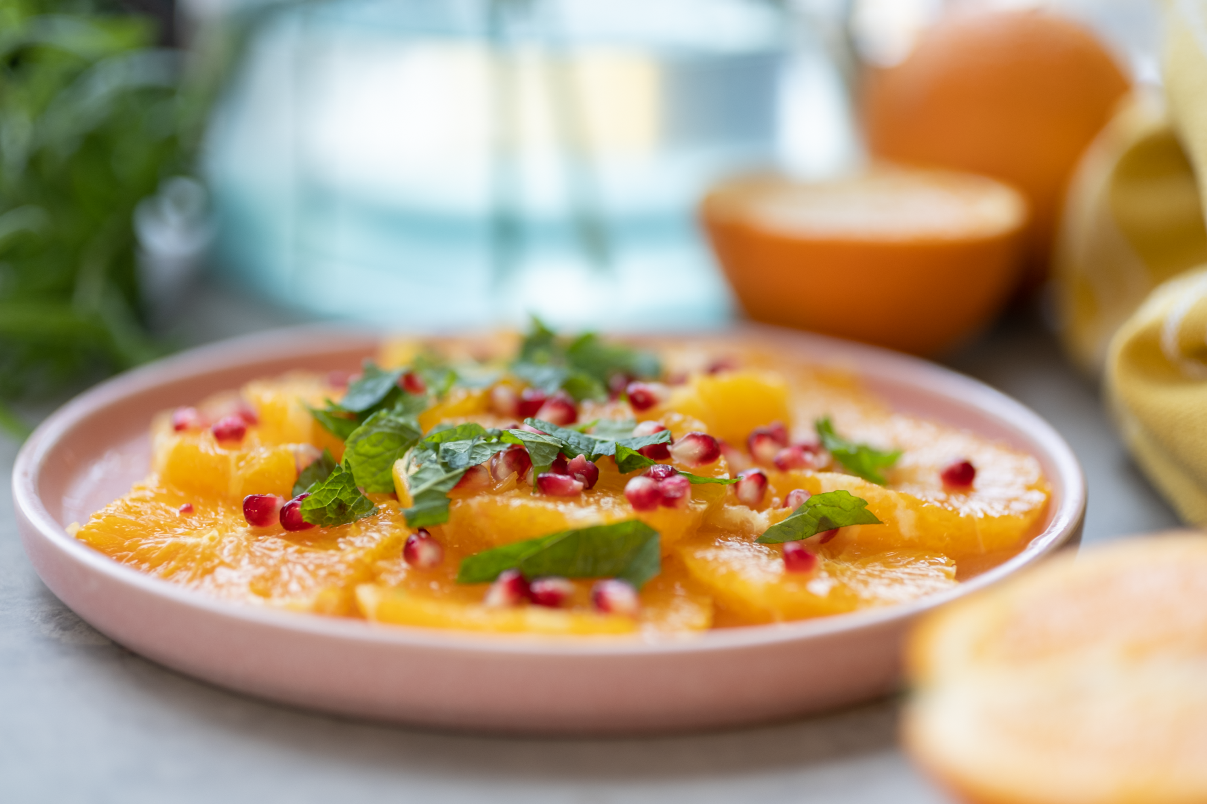 appelsinsalat med granateple og urter