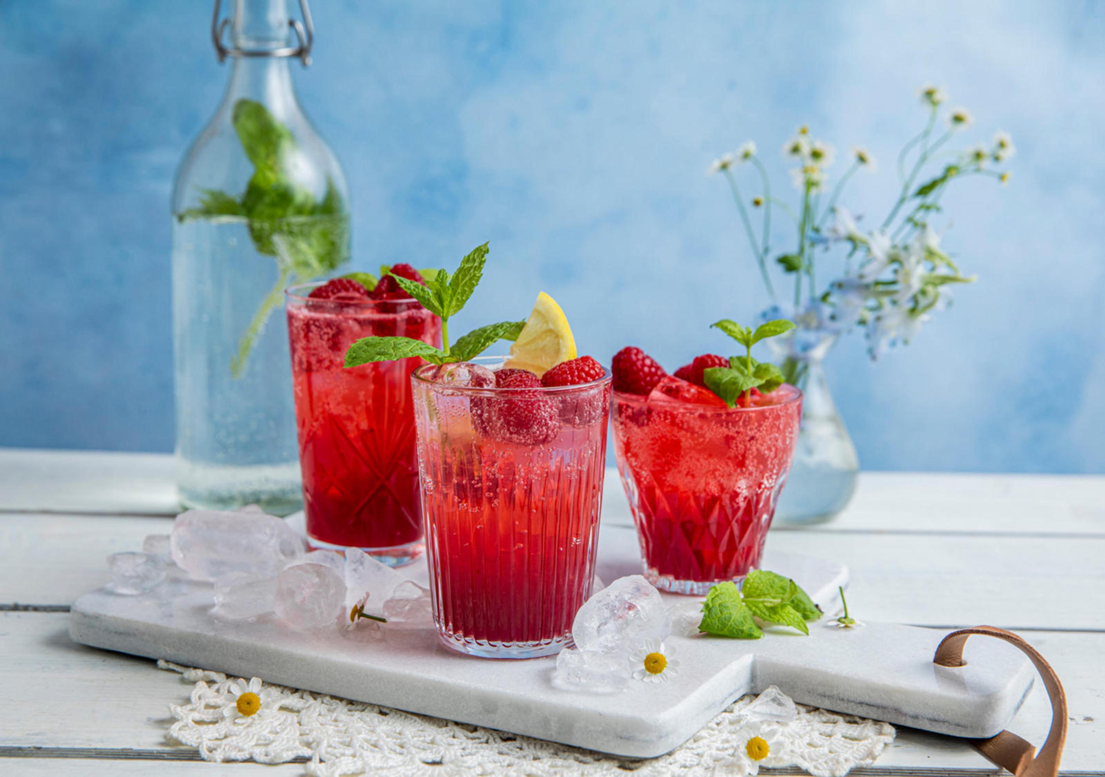 Hjemmelaget bringebærlemonade