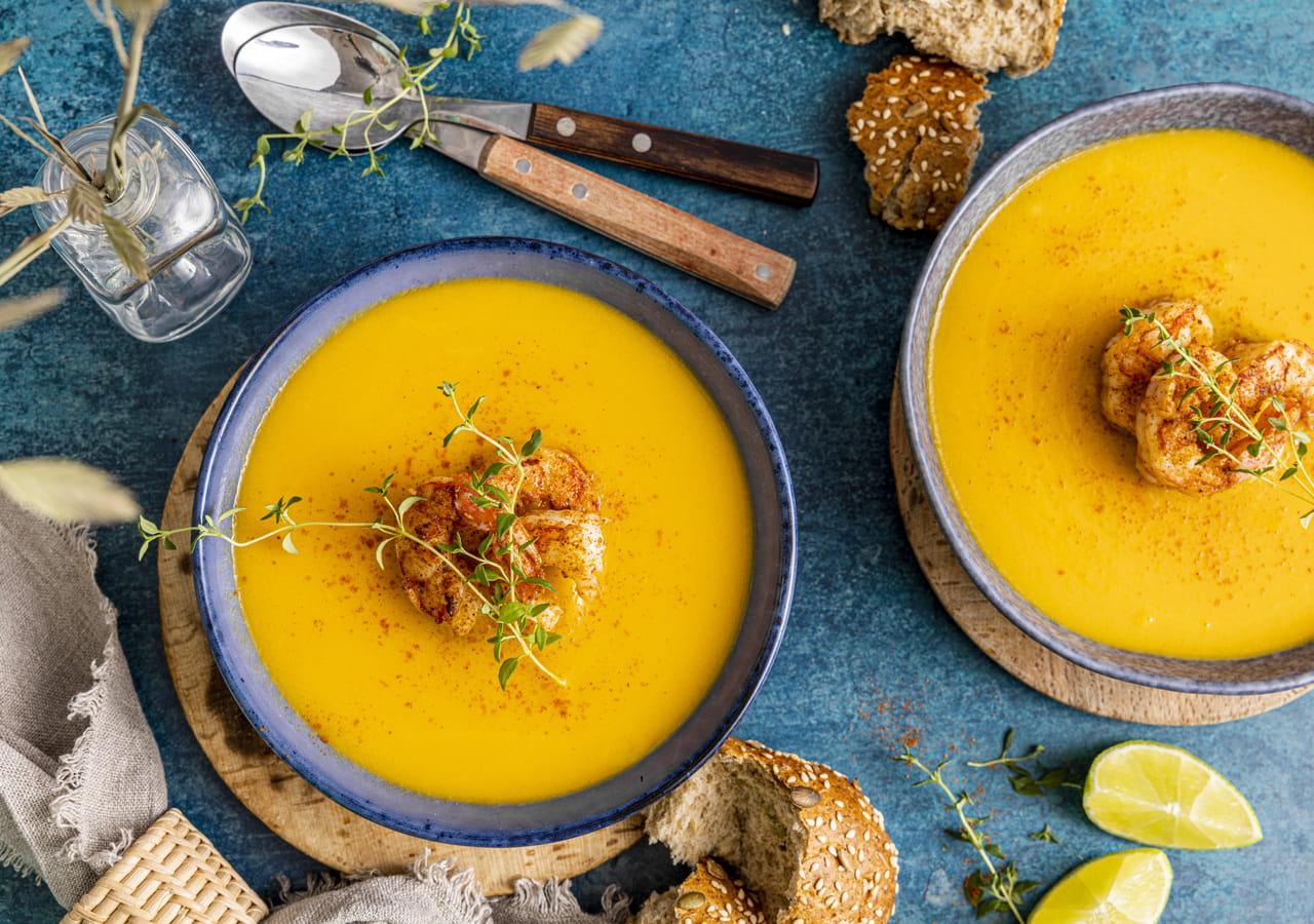Gulrotsuppe med scampi
