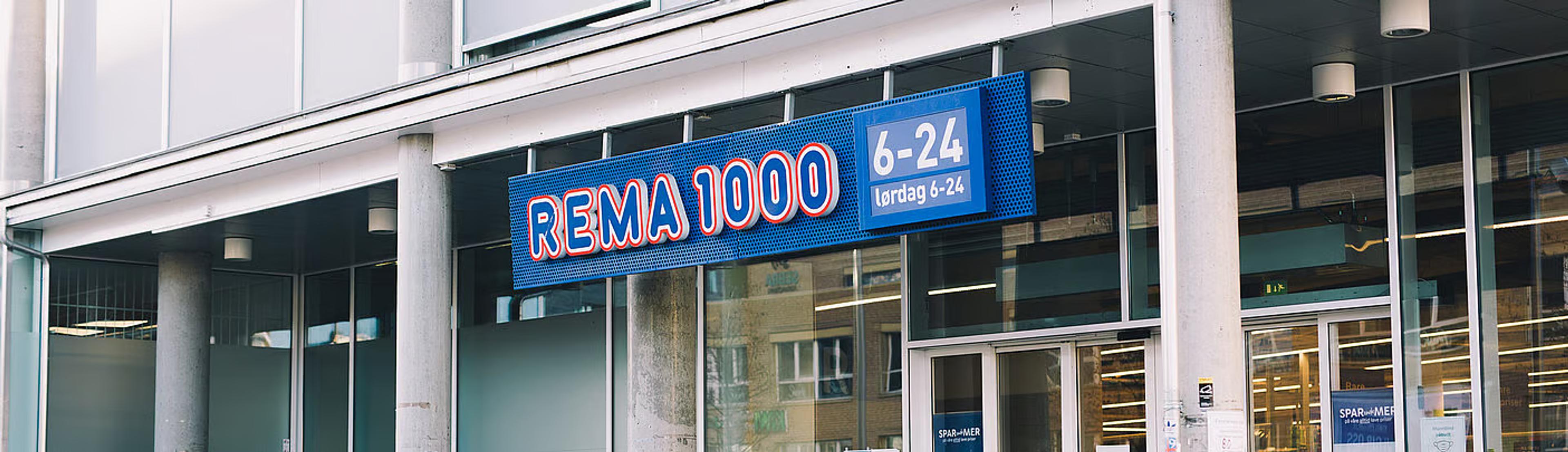 utside av REMA 1000-butikk.