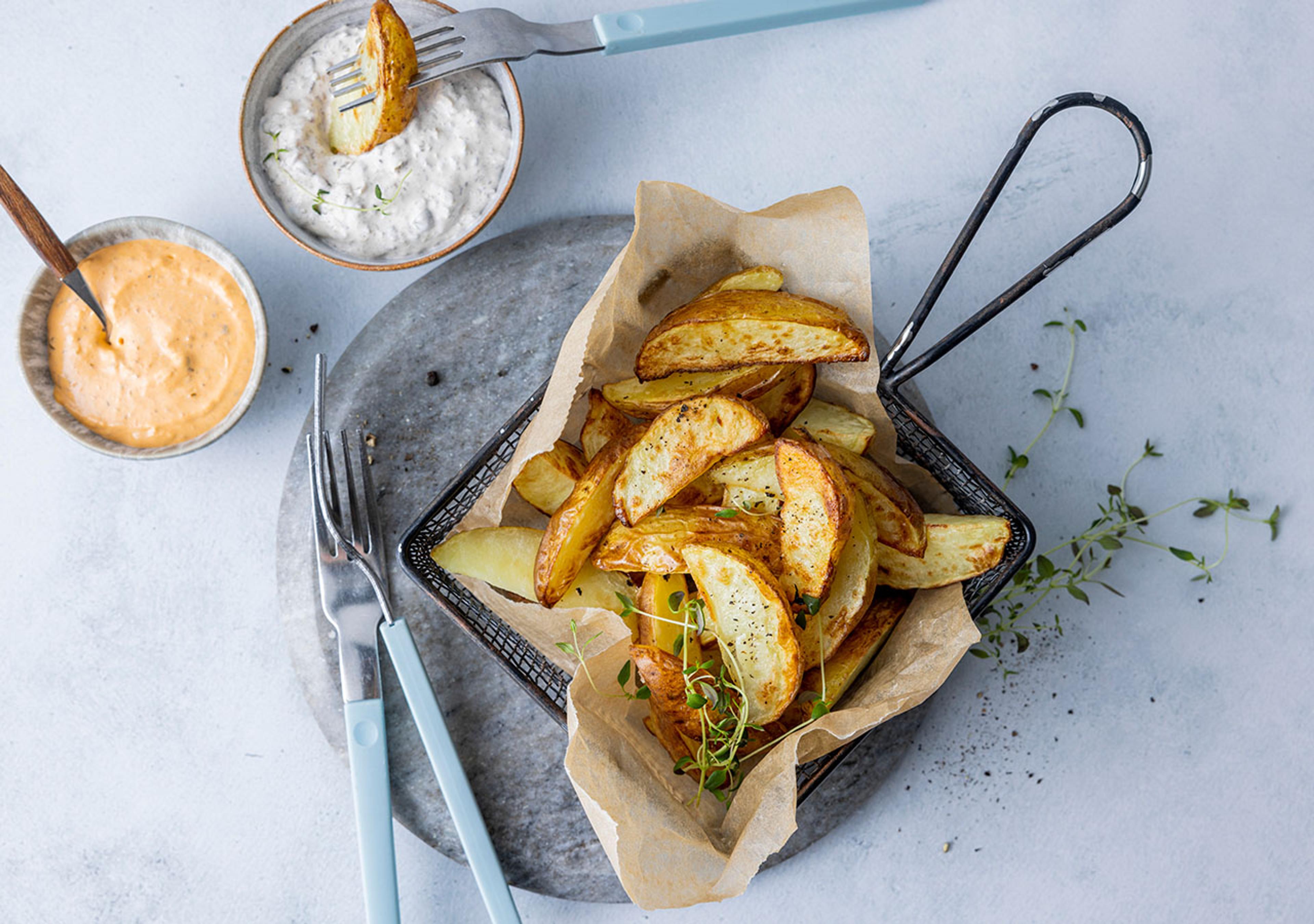 Potetbåter i airfryer – perfekt sprø med digg dip