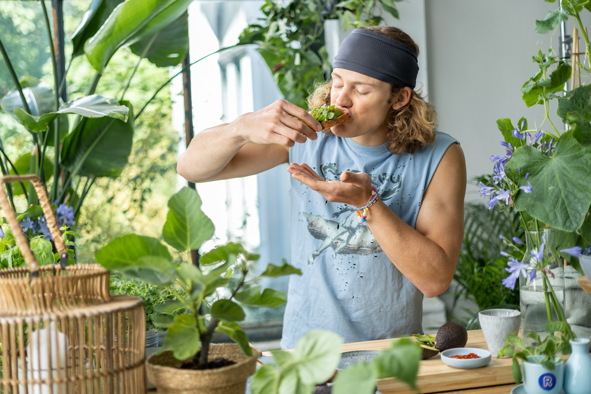 lucas braathen spiser en avokado toast han har laget selv