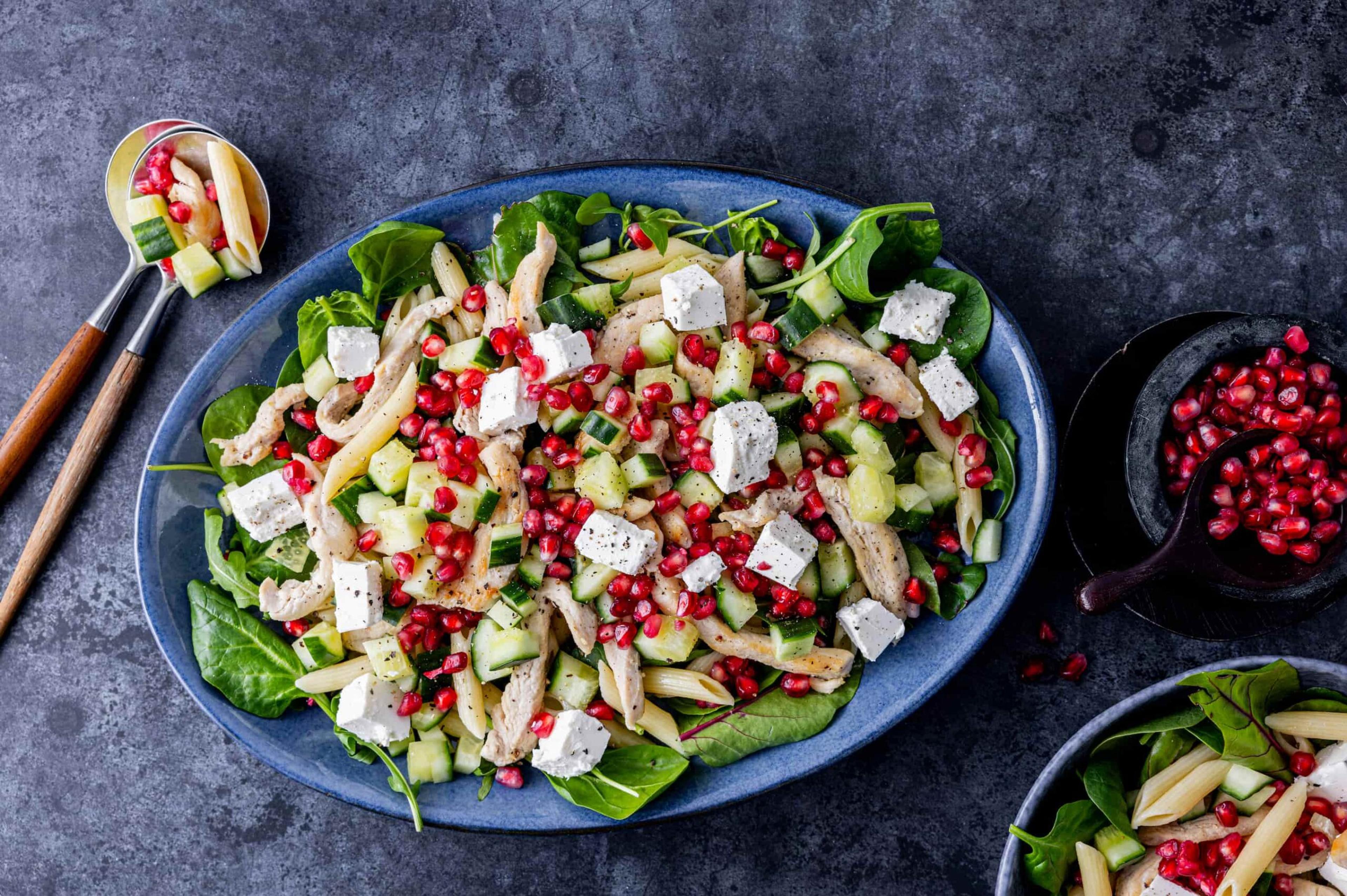 Sprek pastasalat med kylling