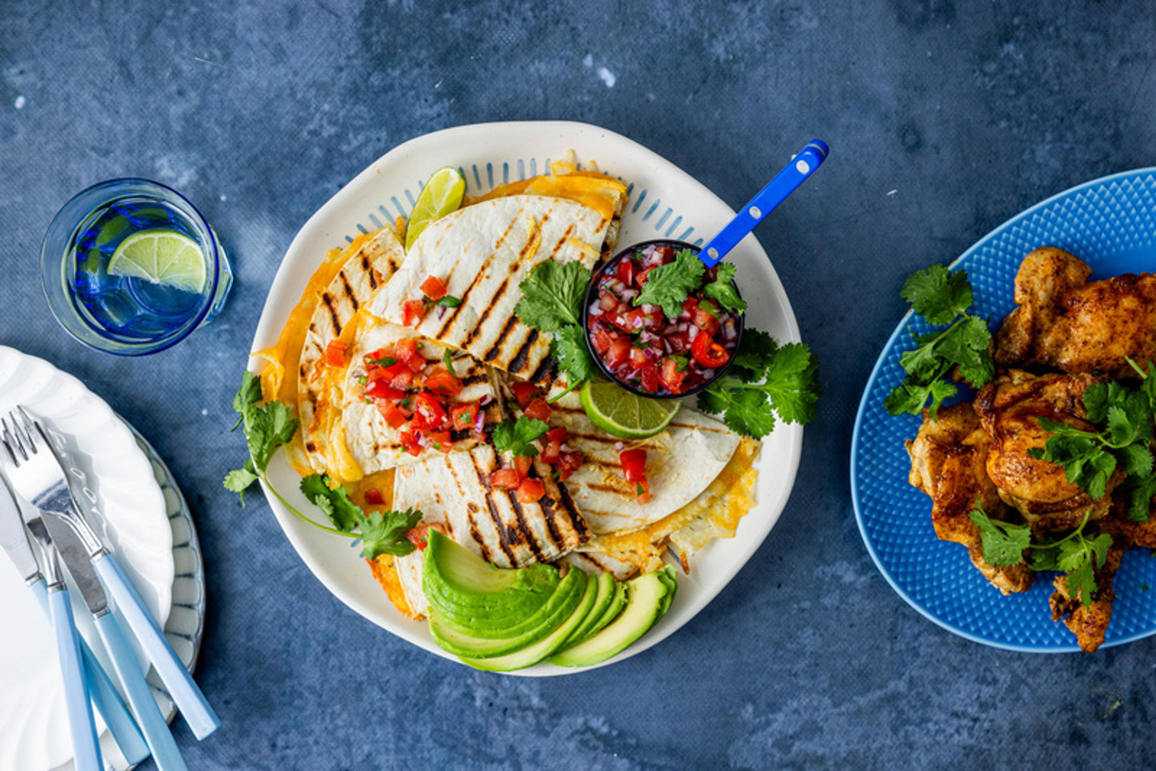 Quesadilla med grillet kyllinglår