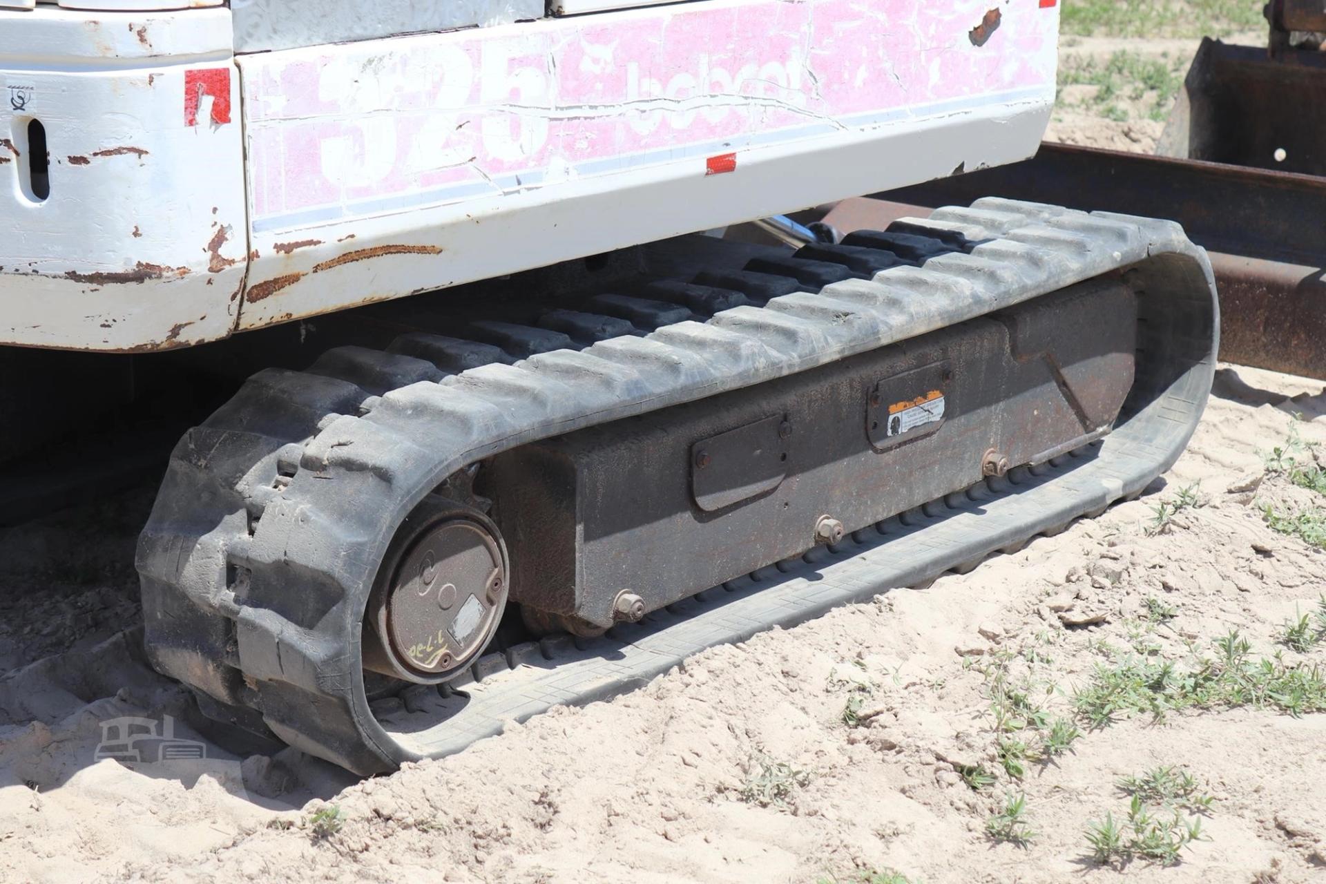 1998 BOBCAT 325C for sale in Lindale, Texas — photo 19