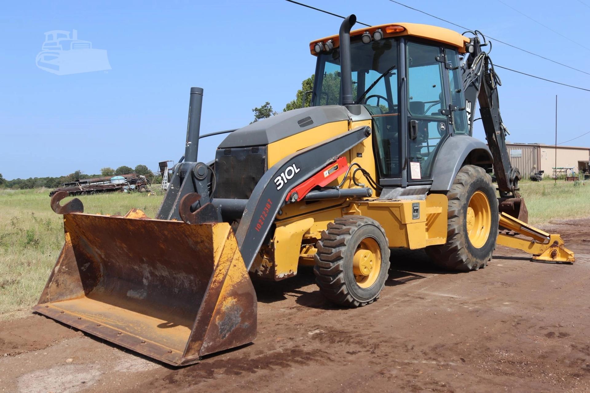 2019 DEERE 310L for sale in Lindale, Texas — photo 19