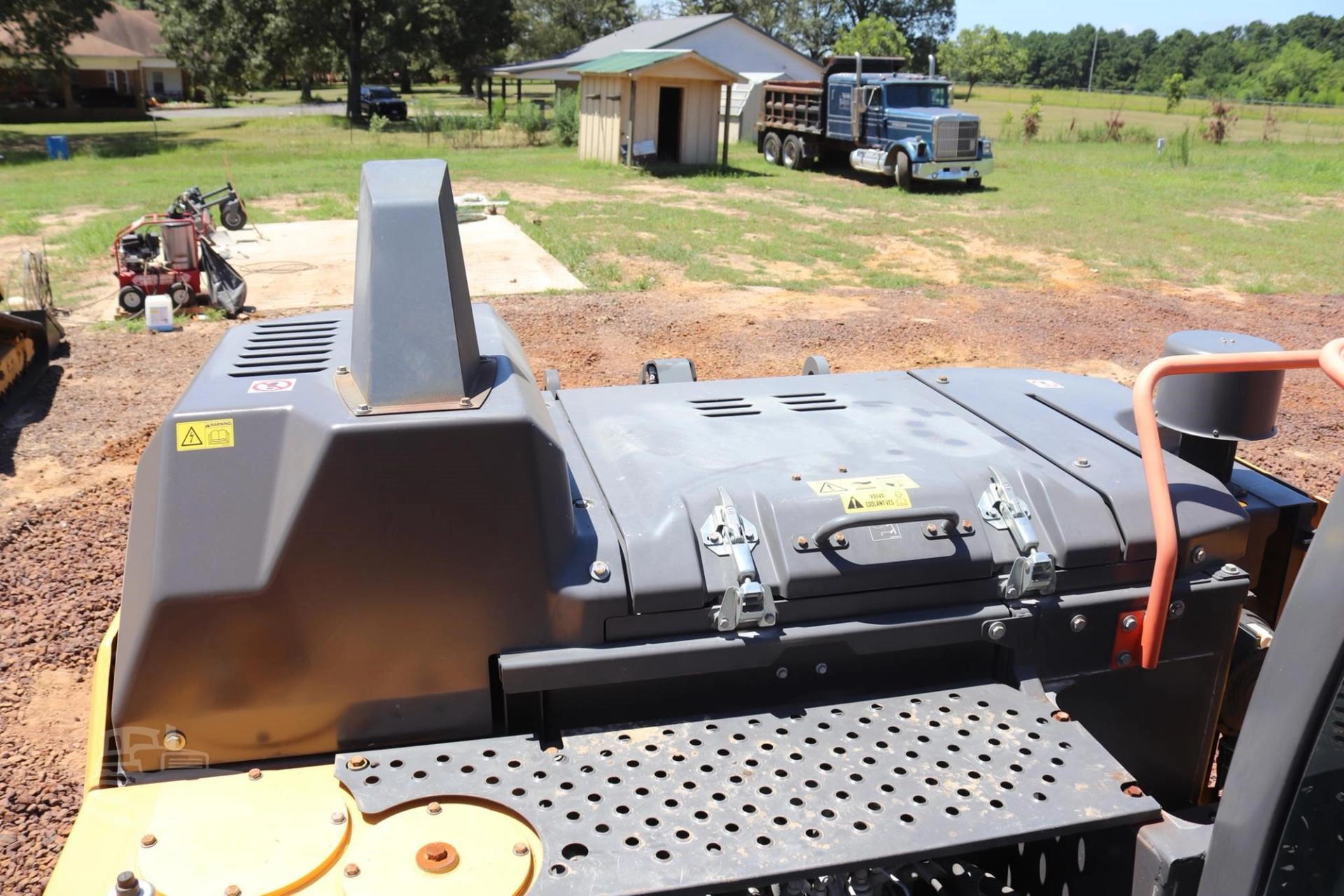 2022 VOLVO EC160EL for sale in Lindale, Texas — photo 32