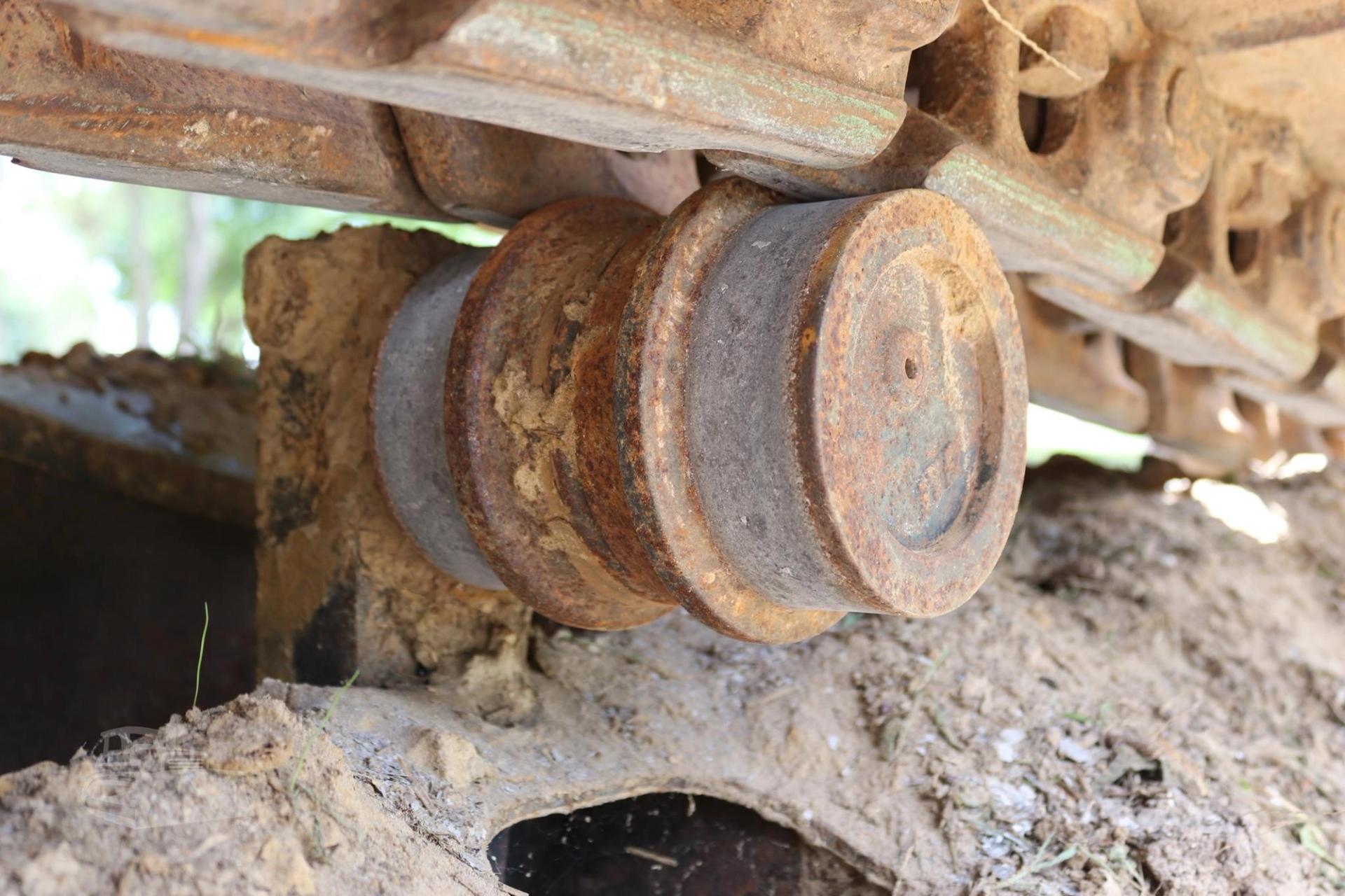 2018 CATERPILLAR 326FL for sale in Lindale, Texas — photo 26