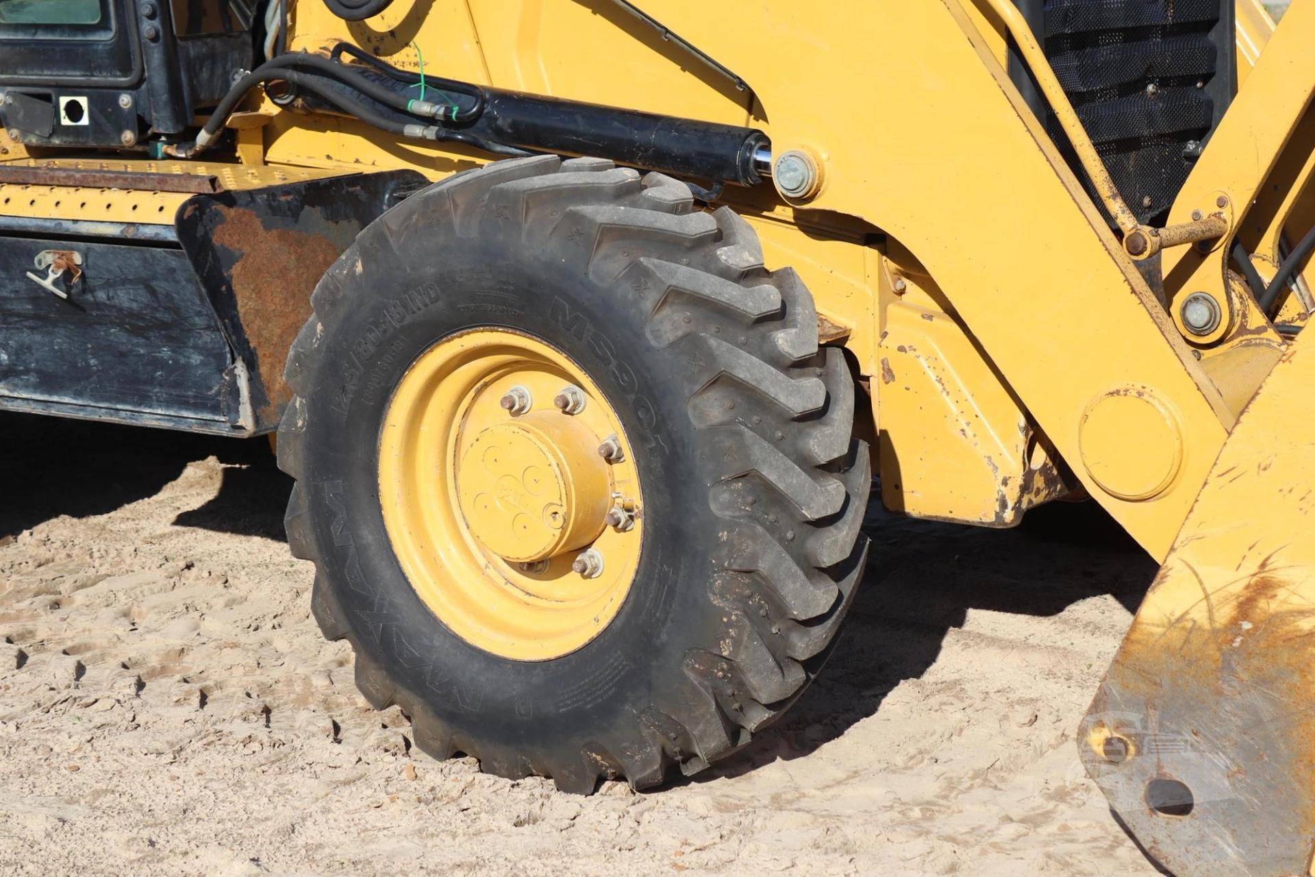 2018 CATERPILLAR 415F2 IL for sale in Lindale, Texas — photo 15