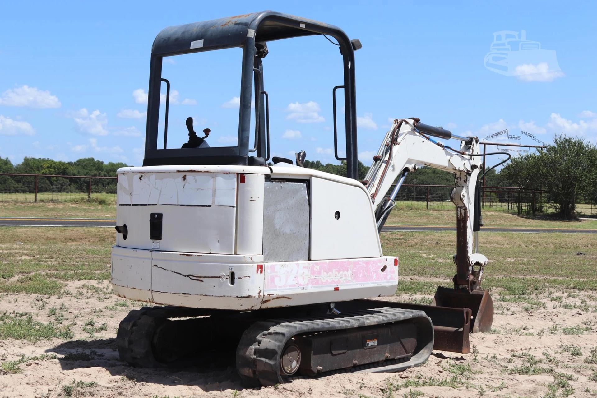 1998 BOBCAT 325C for sale in Lindale, Texas — photo 20