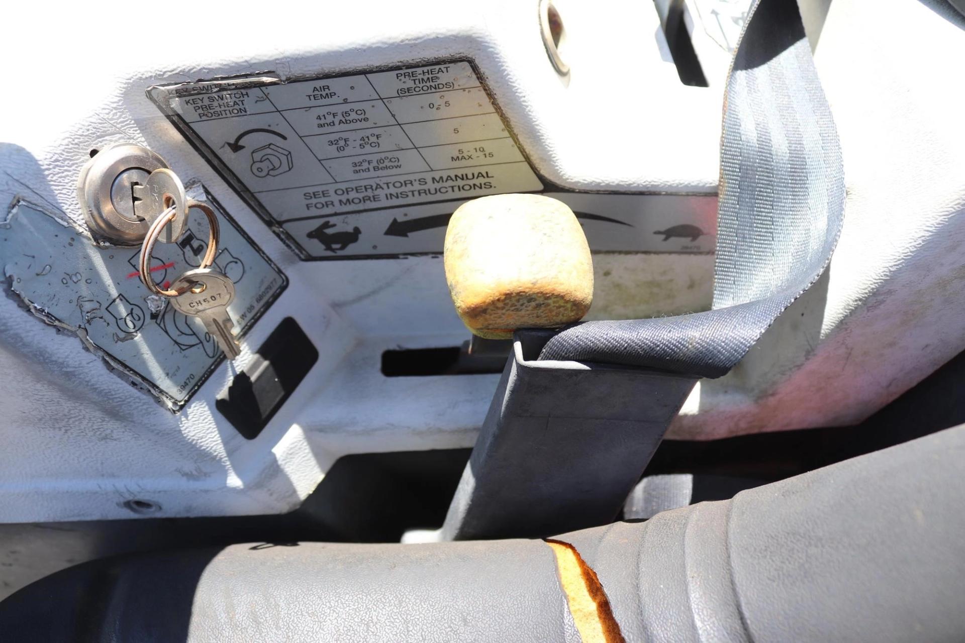 1998 BOBCAT 325C for sale in Lindale, Texas — photo 2