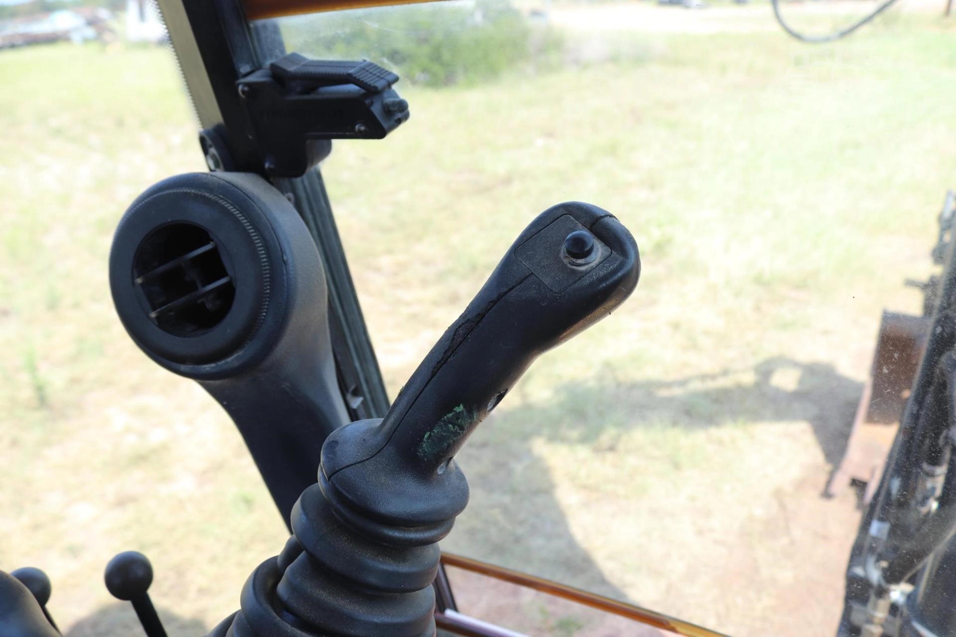 2019 DEERE 310L for sale in Lindale, Texas — photo 31