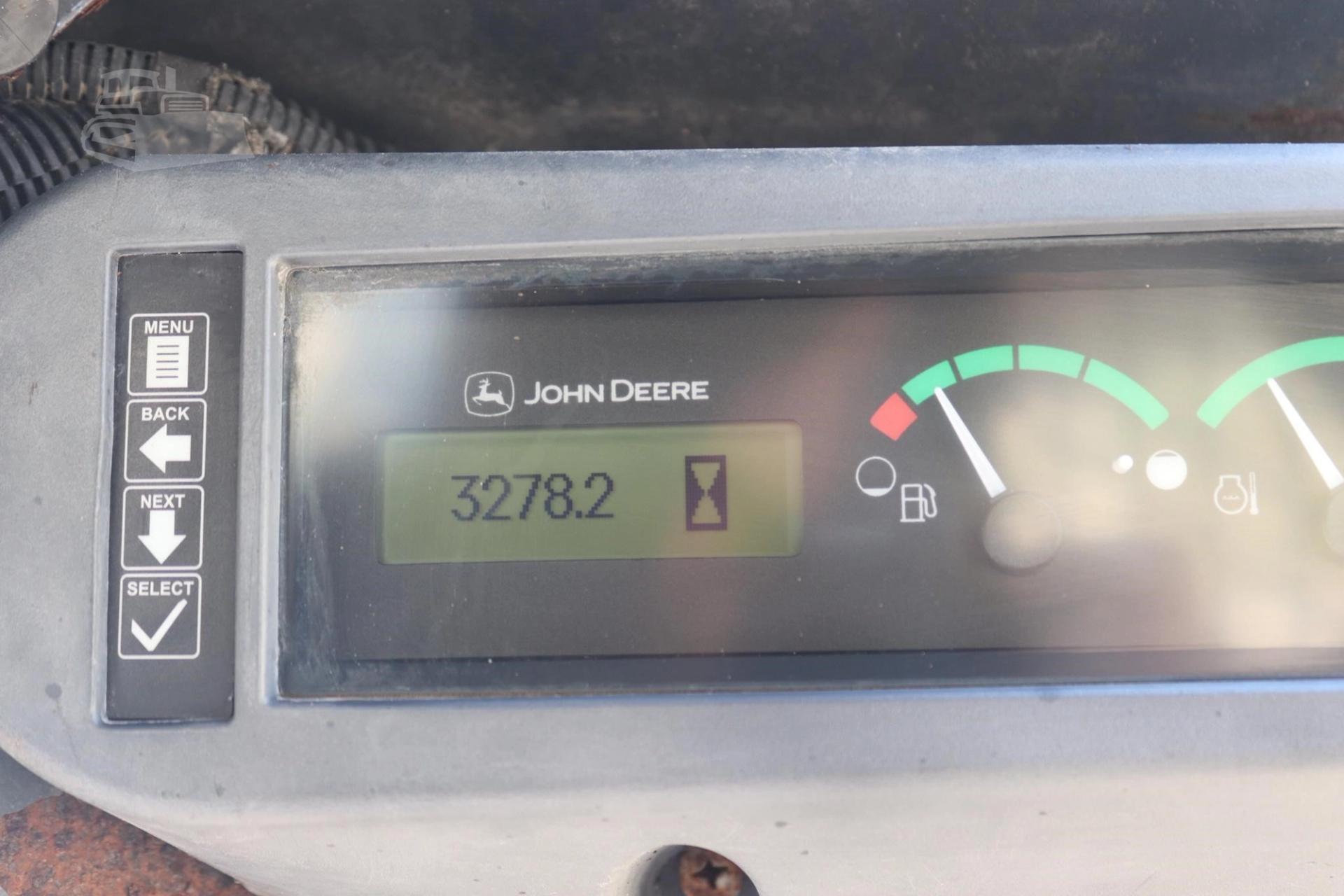 2015 DEERE 323E for sale in Lindale, Texas — photo 30
