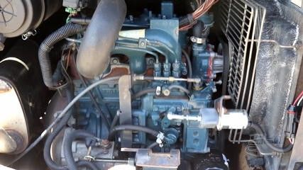 1998 BOBCAT 325C video 3