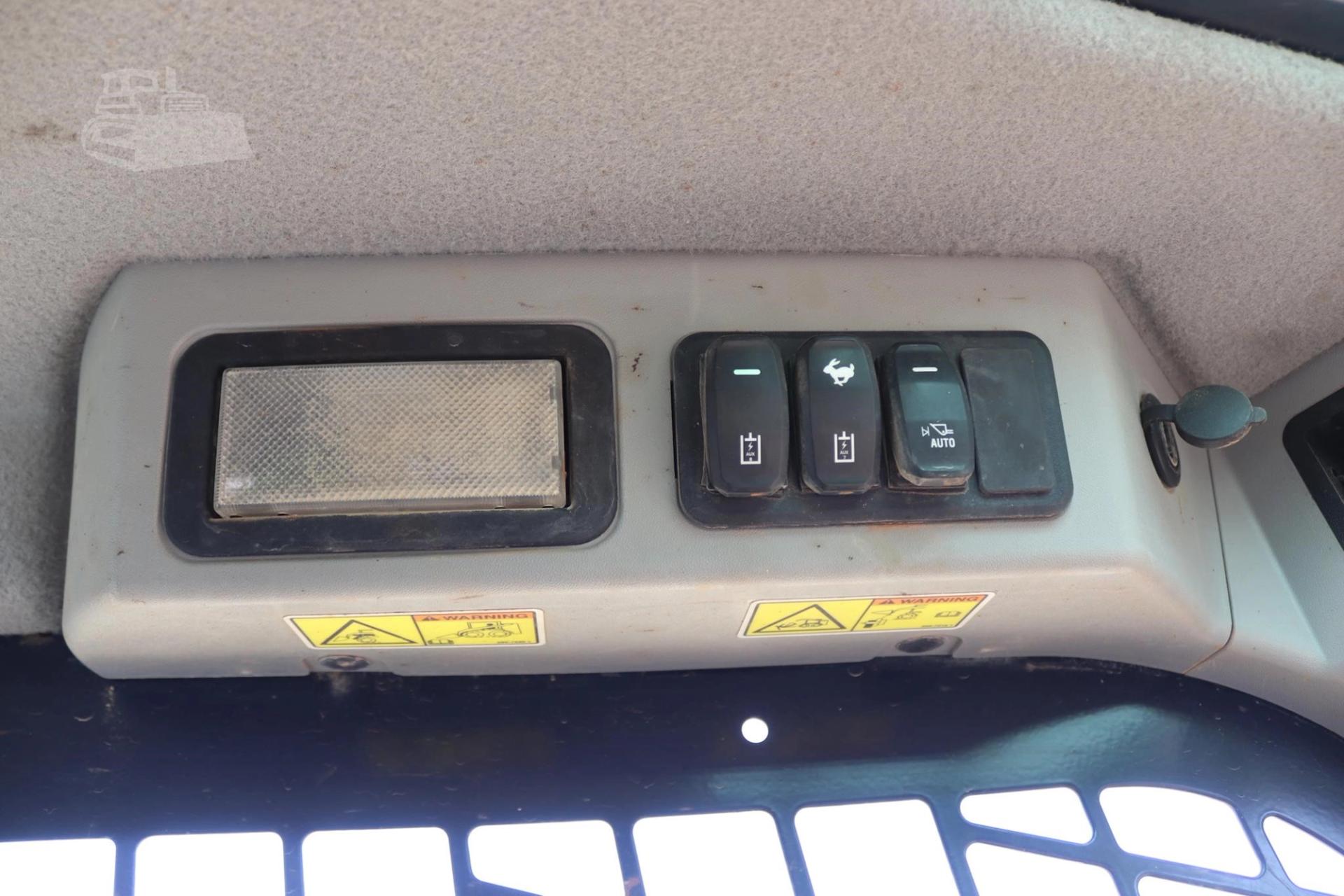 2020 CATERPILLAR 279D3 for sale in Lindale, Texas — photo 25