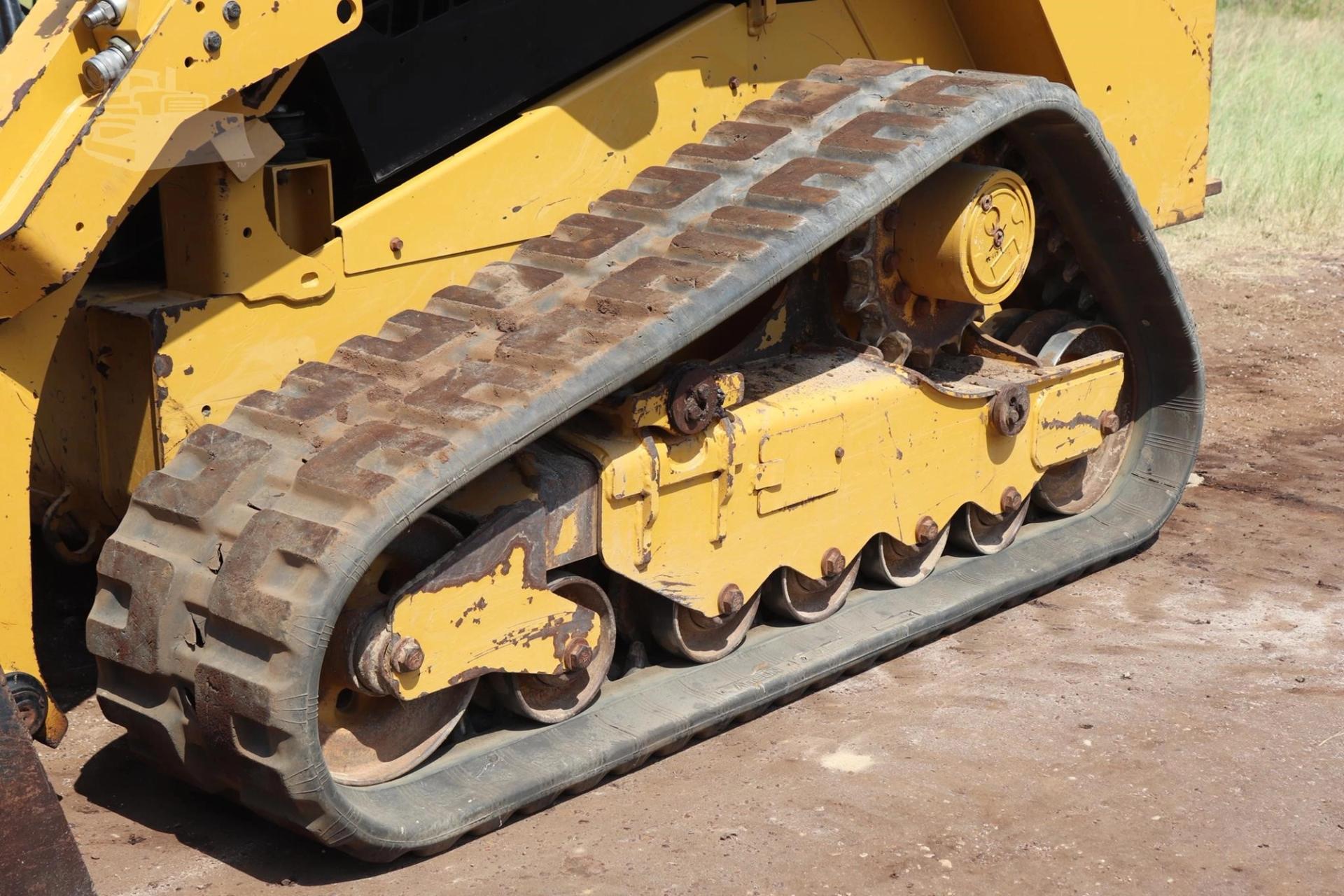 2020 CATERPILLAR 279D3 for sale in Lindale, Texas — photo 2