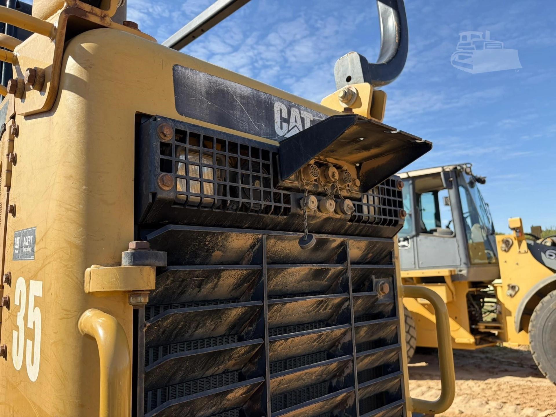 2014 CATERPILLAR D6N LGP for sale in Lindale, Texas — photo 9