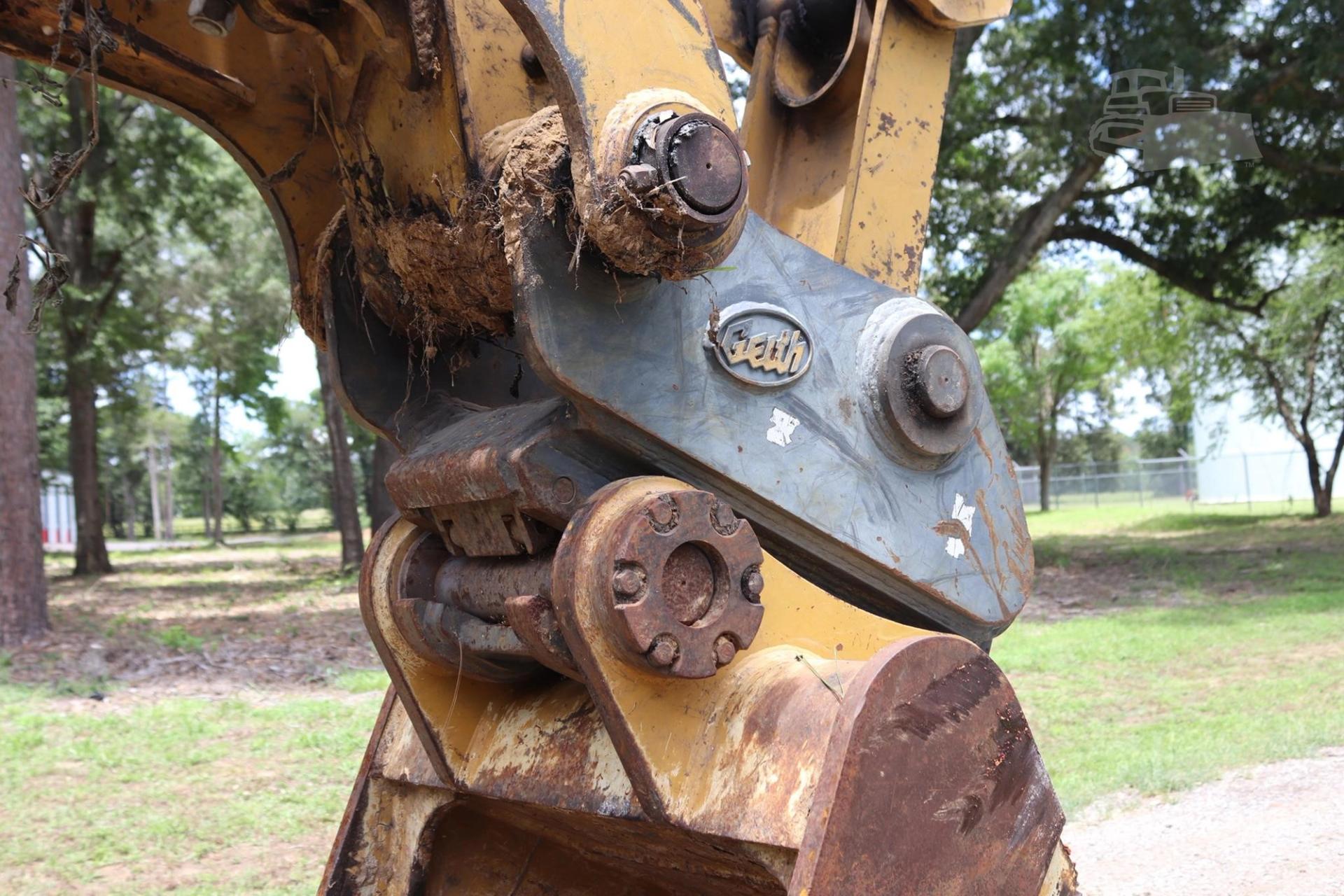 2018 CATERPILLAR 326FL for sale in Lindale, Texas — photo 35