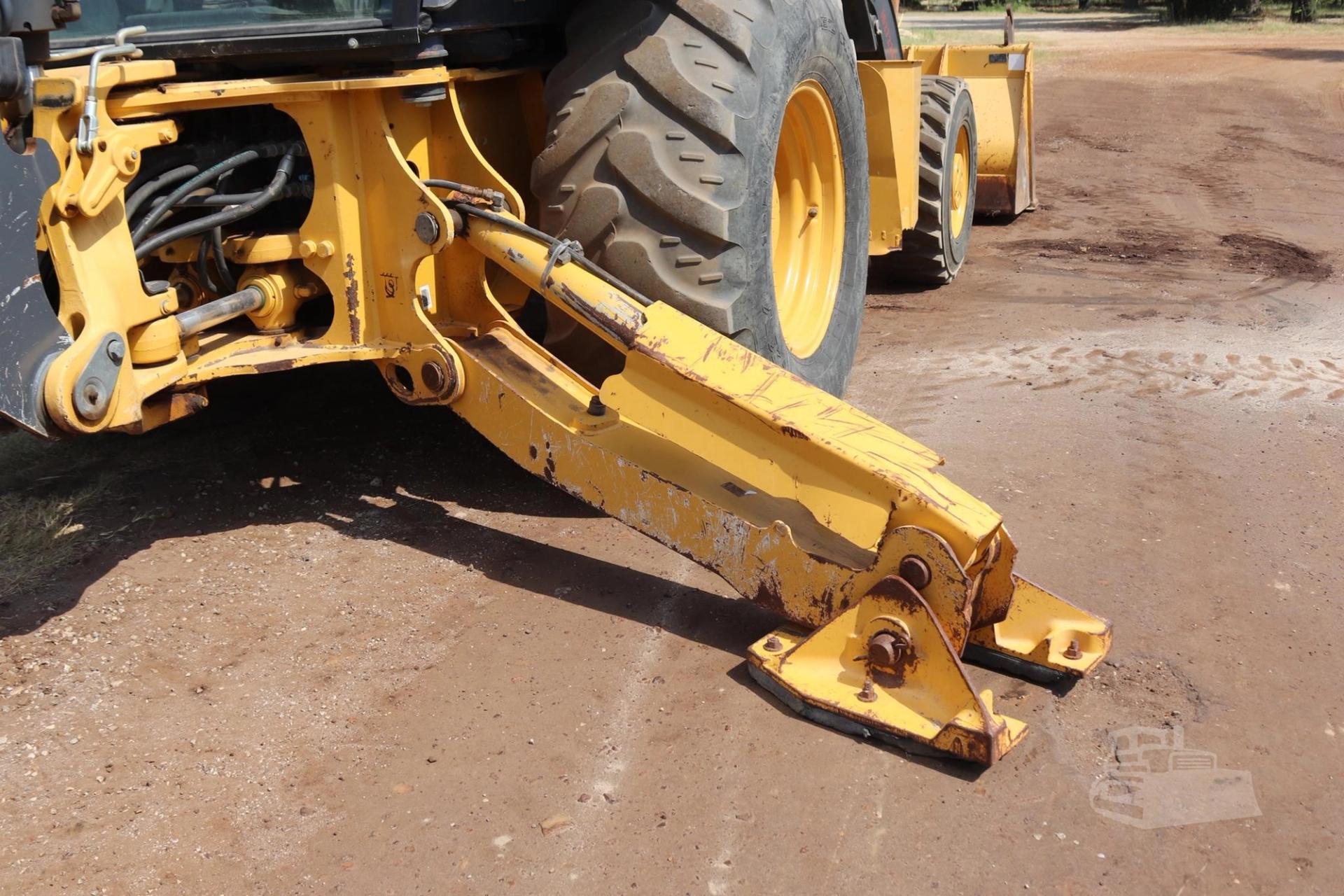 2019 DEERE 310L for sale in Lindale, Texas — photo 6
