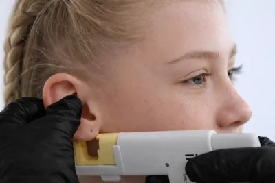 Does Ear Piercing Hurt? Complete Guide to Painless Ear Piercing in Warsaw