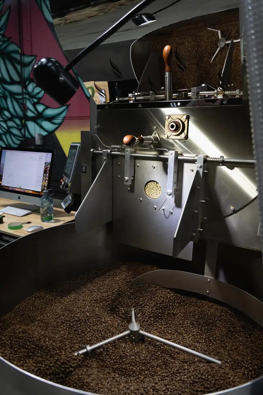 Black & White Coffee Roasters