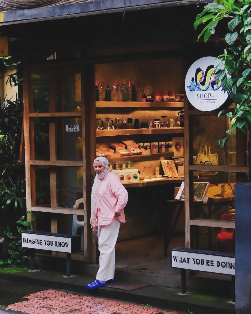Seniman Coffee