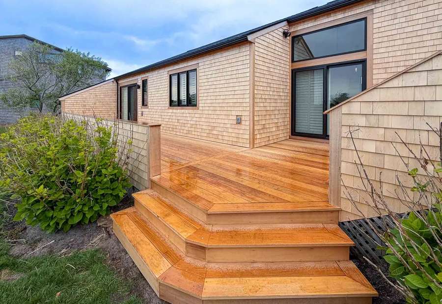 Multi-Level Blonde Garapa Deck