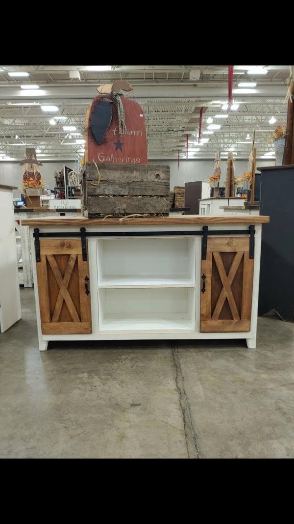 X-Brace Island with Slatted Shelves