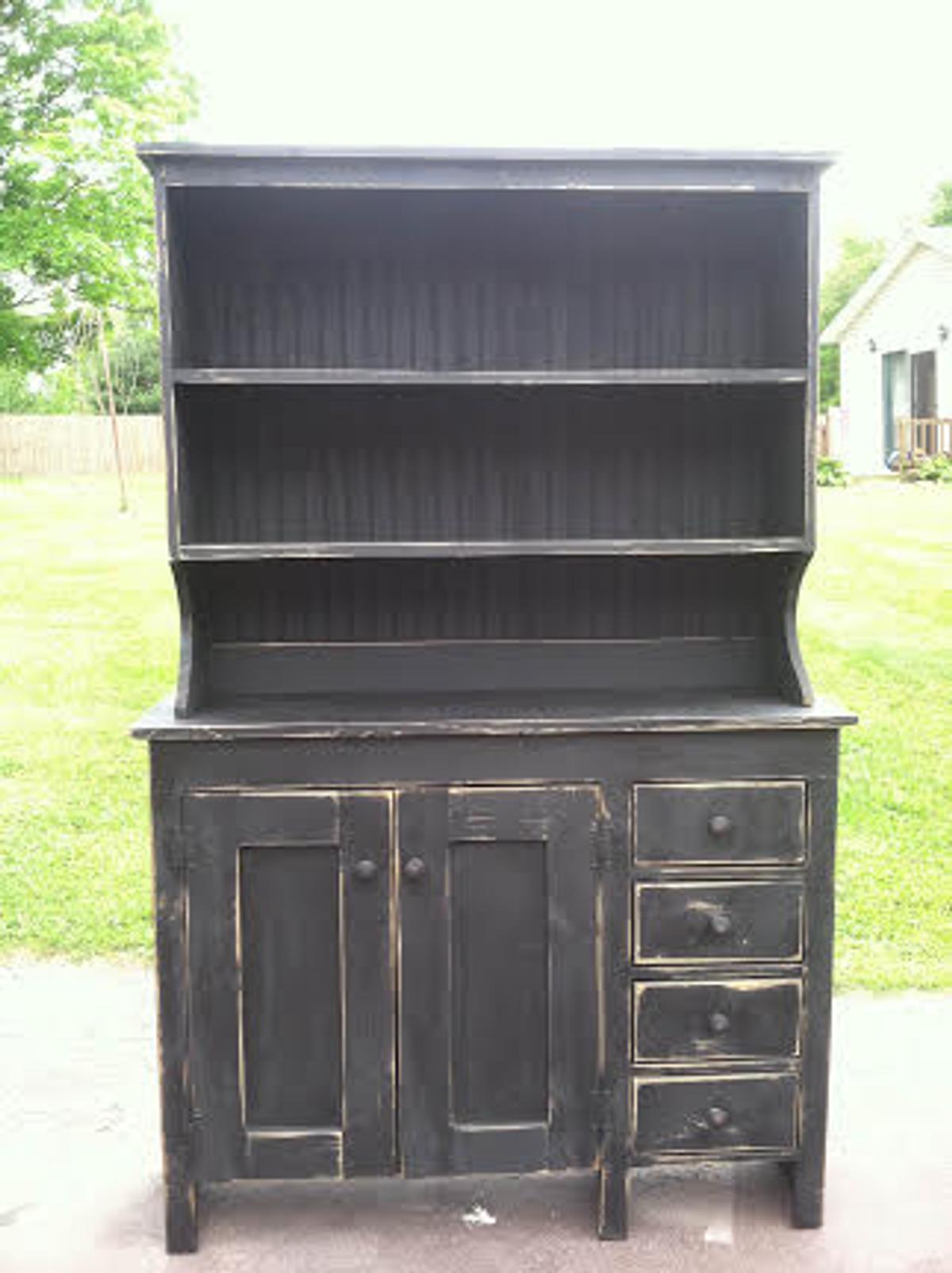 Deluxe Hutch 5