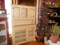 Deluxe Hutch 2
