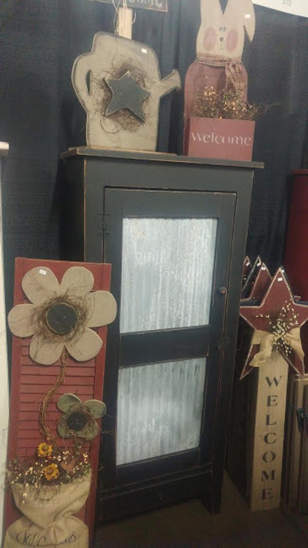 Corrugated Jelly Cabinet