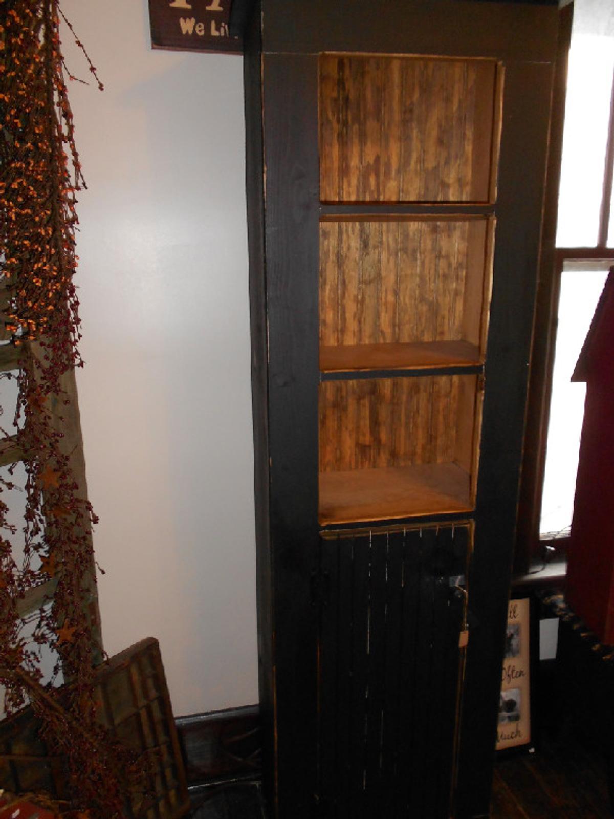Open Cabinet w/Door