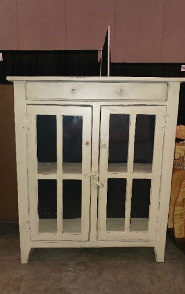 Double 4 Pane Cabinet