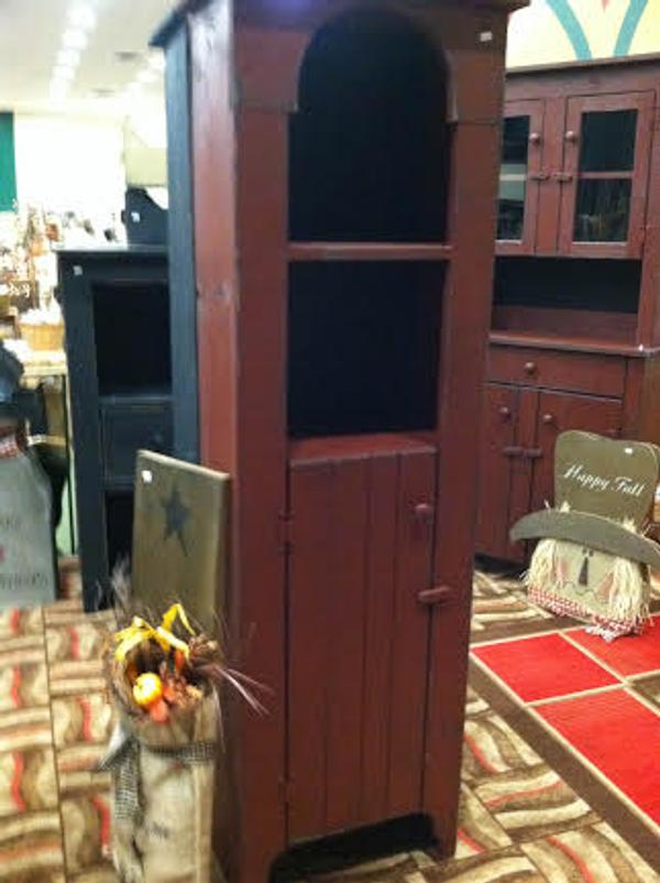 Cabinet 10