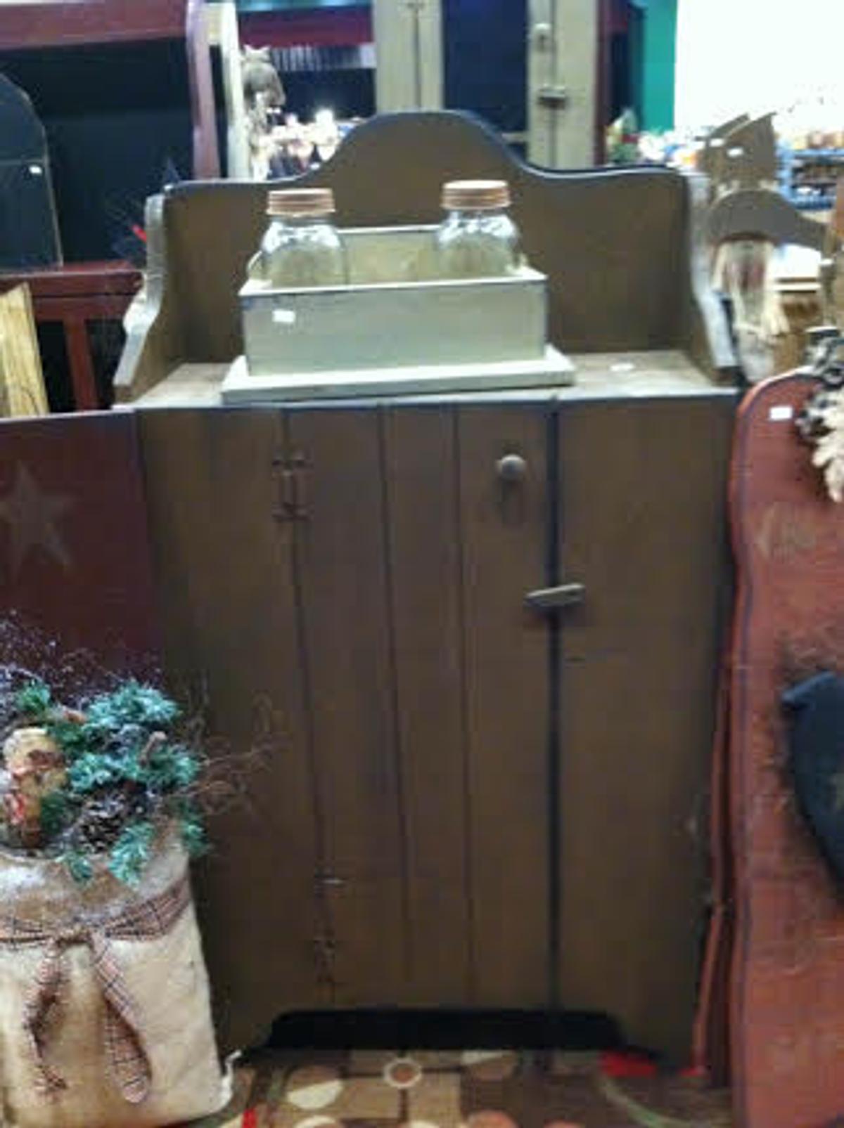 Cabinet #22
