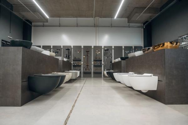 Washroom & Cubicle