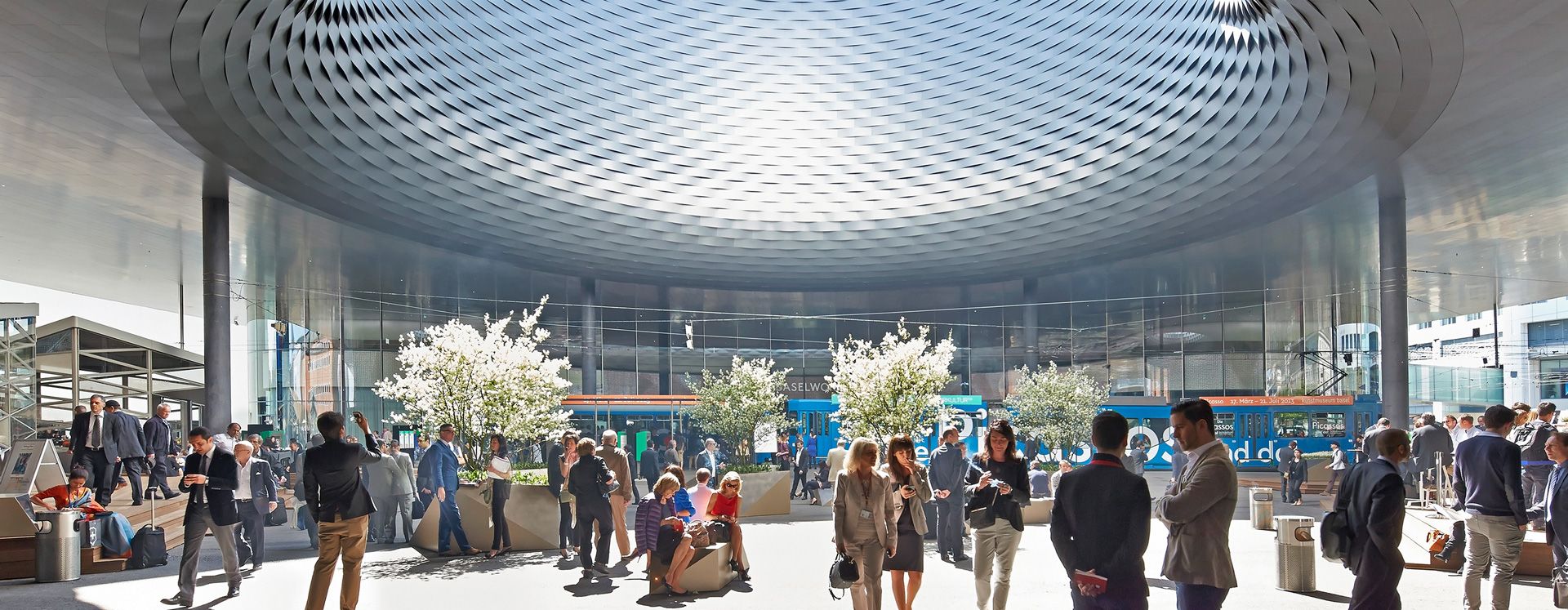Messe Basel, Architekten Herzog & de Meuron