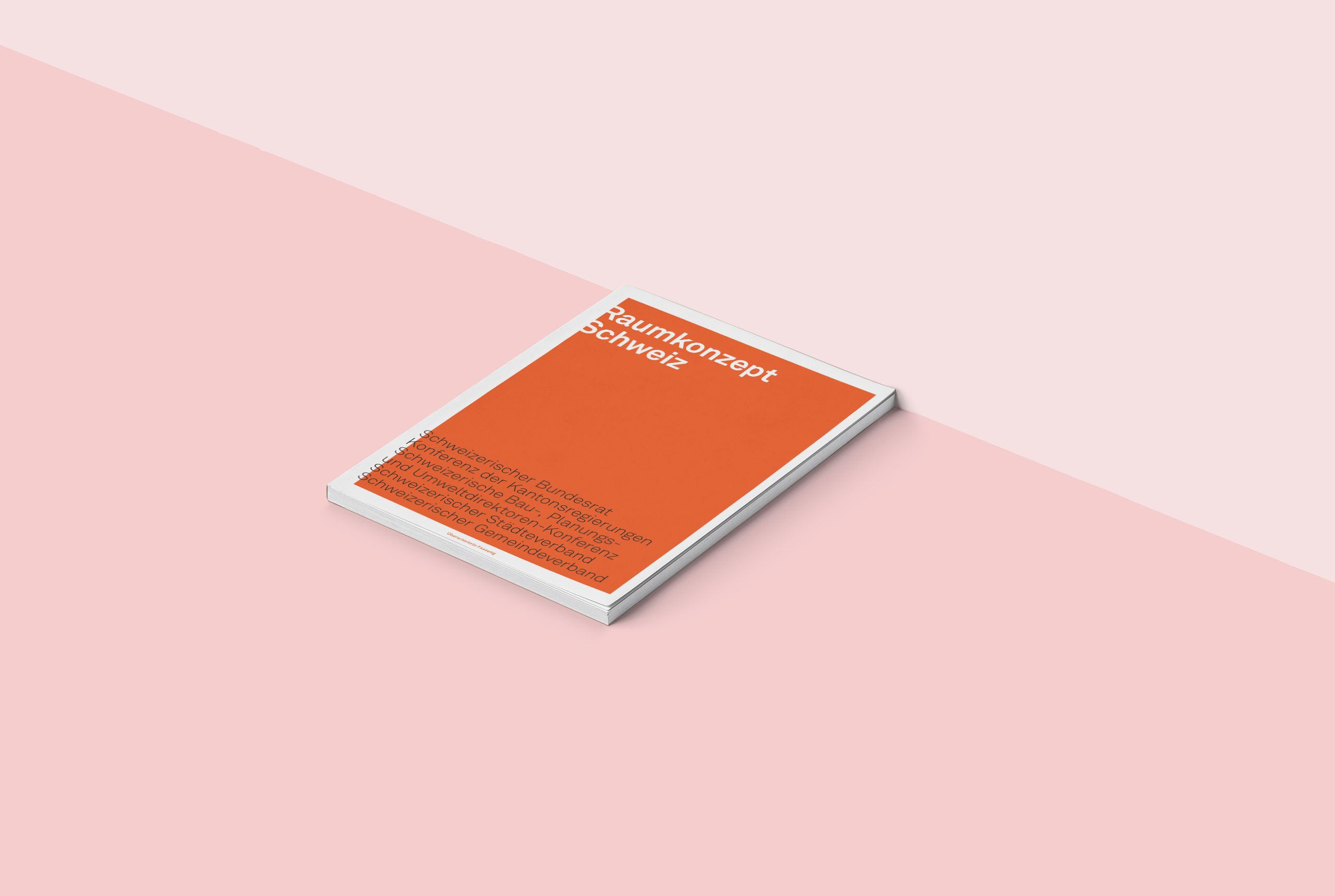 Image symbolique cahier avec l'inscription "Projet de territoire Suisse"