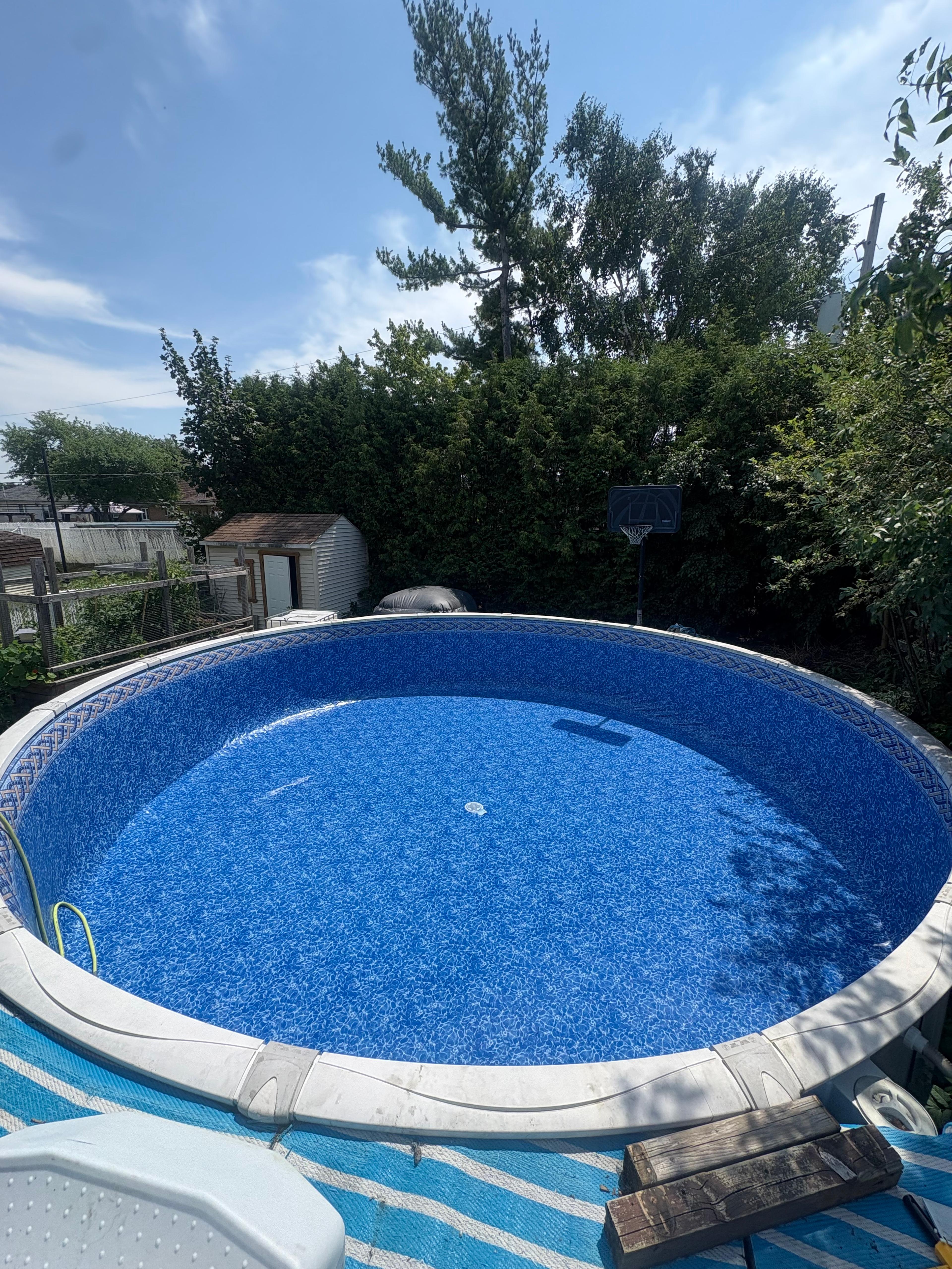 Piscine hors terre finie