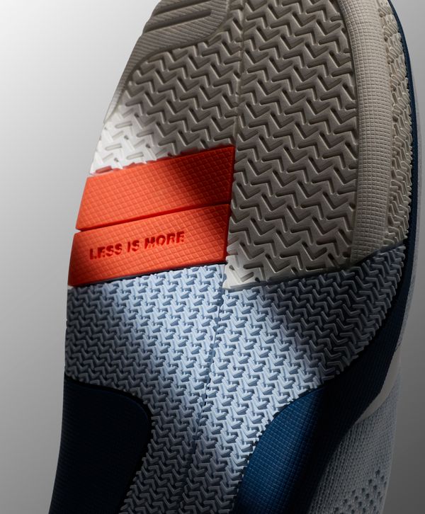 Atomic Court FlexAtomic outsole macro view