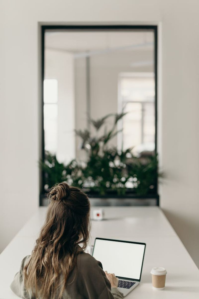 Free Online Counselling and Therapy - Manastha