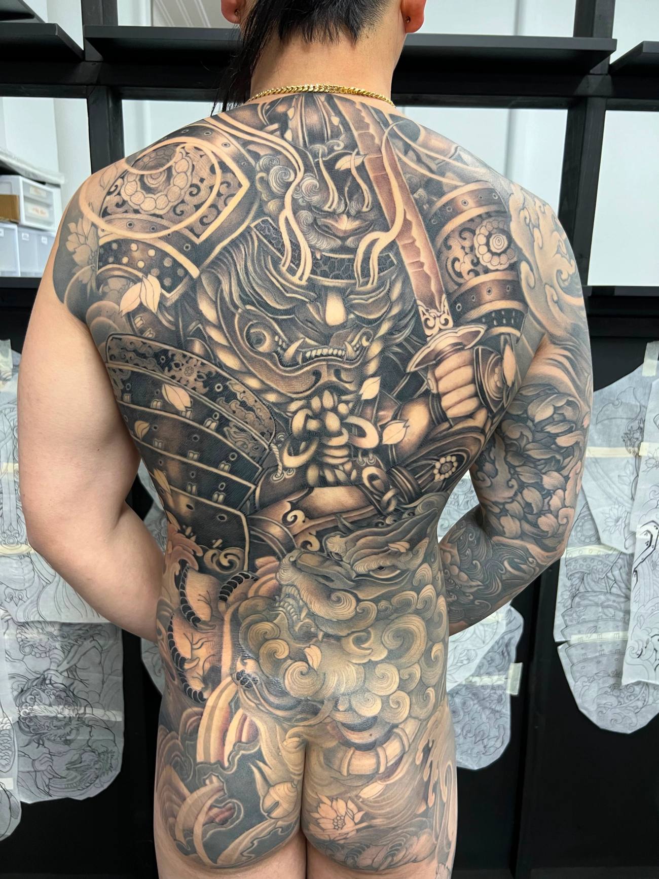Phil - Black and grey back piece oriental