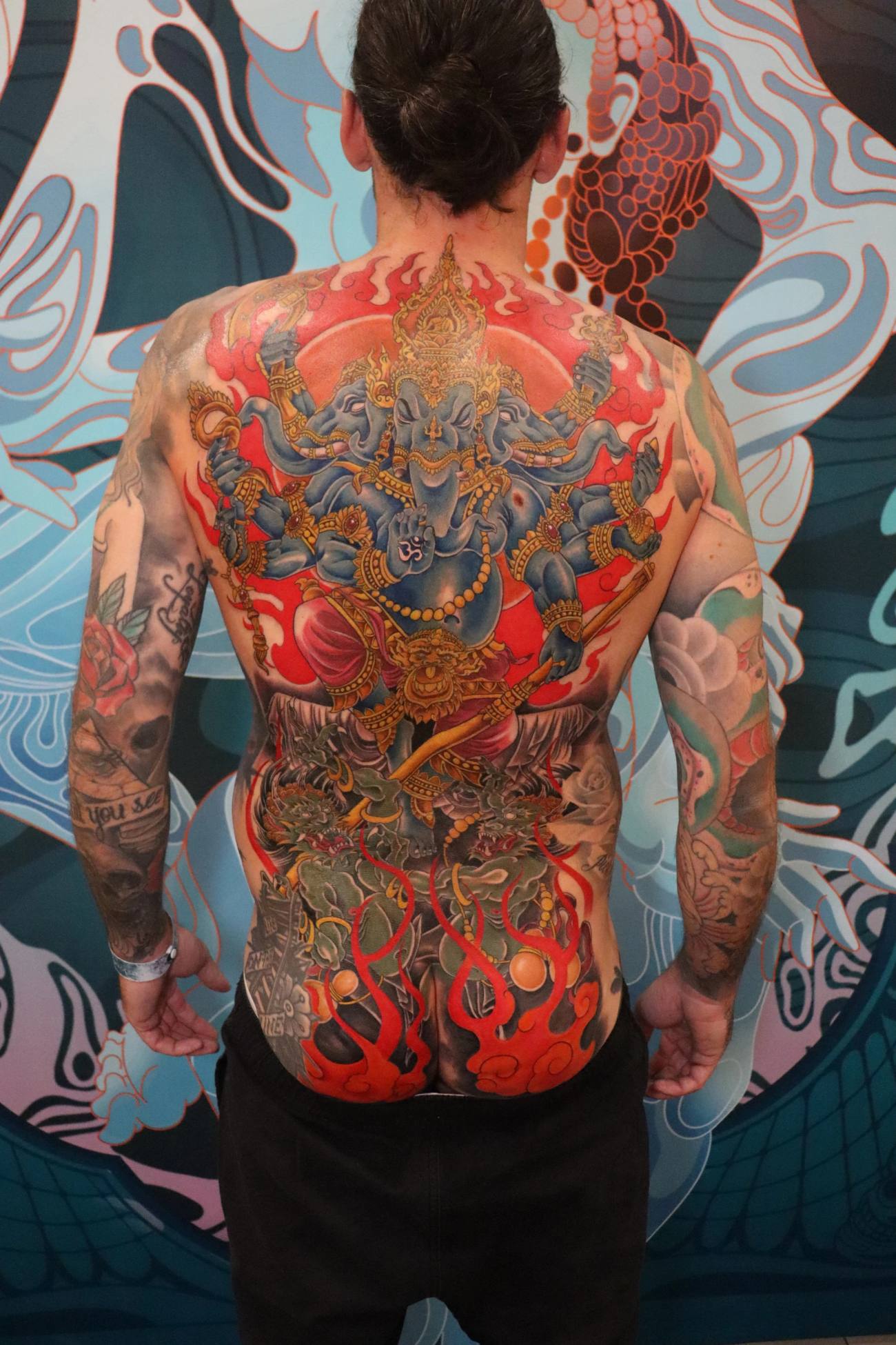 Rodney - Black & Grey Realism · Oriental
